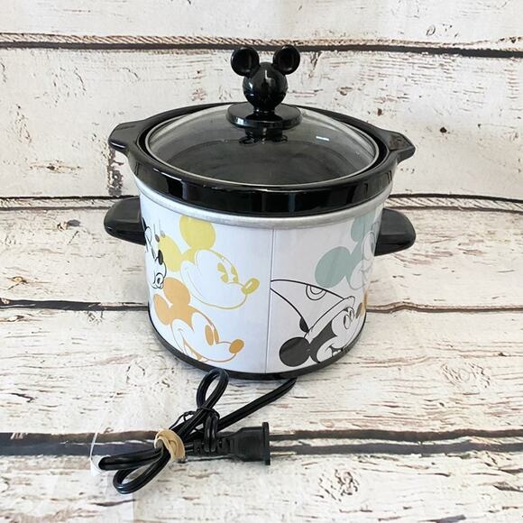 DISNEY Mickey Mouse 2 Quart Crockpot - Picture 6 of 8
